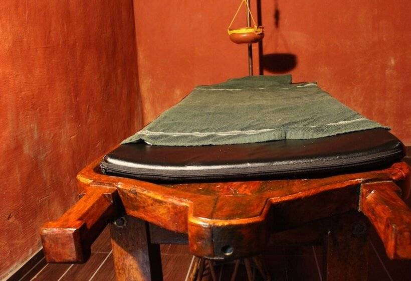 בית מלון כפרי True Blue Beach Resort,trivandrum