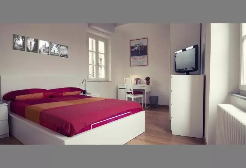 پانسیون John B .&b