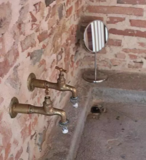 پانسیون John B .&b