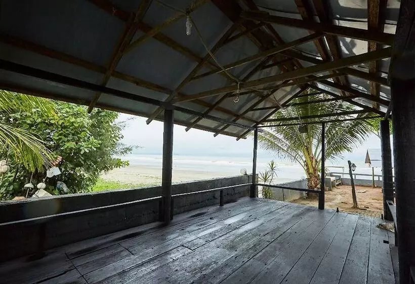 هتل Mawar Villa