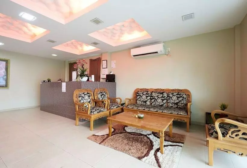 هتل Mawar Villa