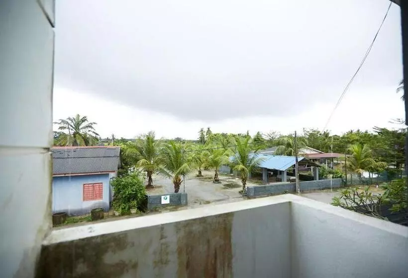 هتل Mawar Villa