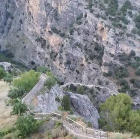 ベッドアンドブレックファースト La Stella