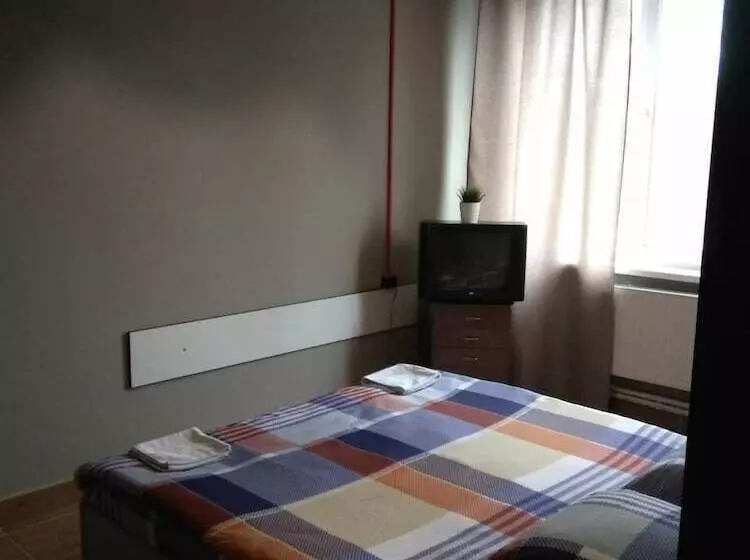 Filosof Hostel