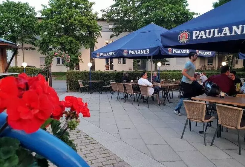 مسافرخانه Gasthof Franziska