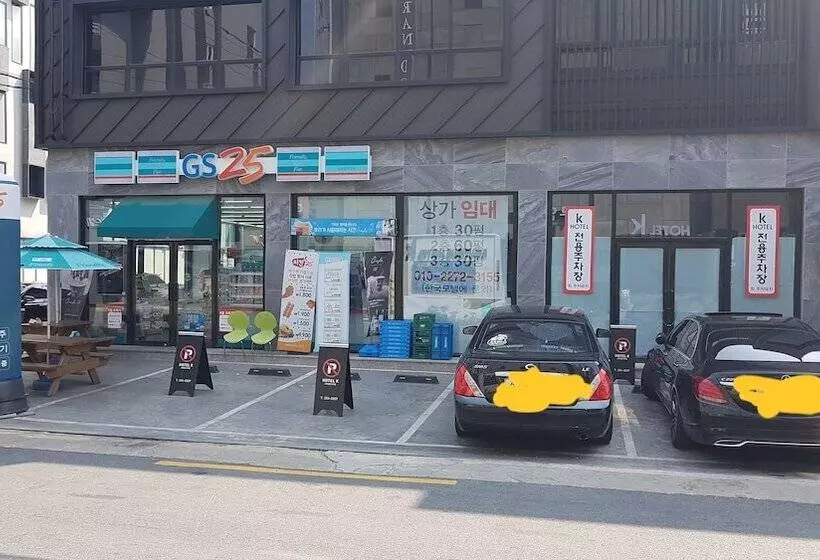 ホテル K