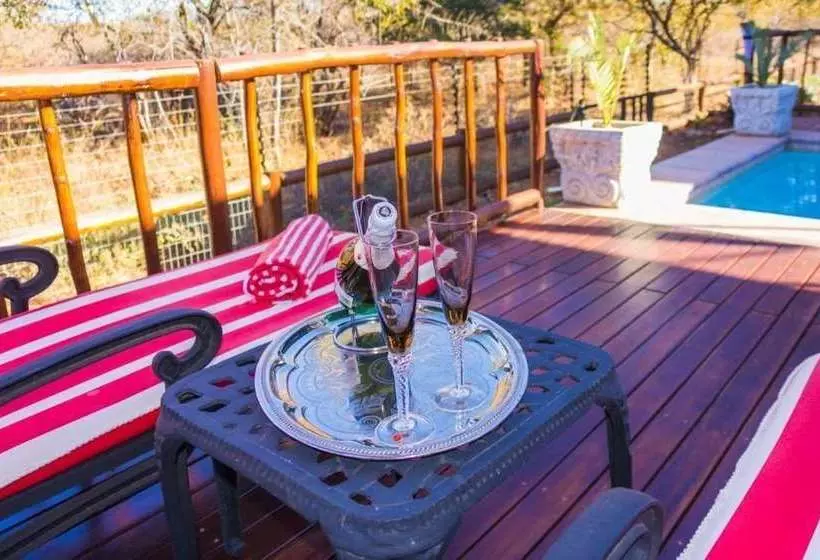 Hotelli Mawusi Bush Lodge