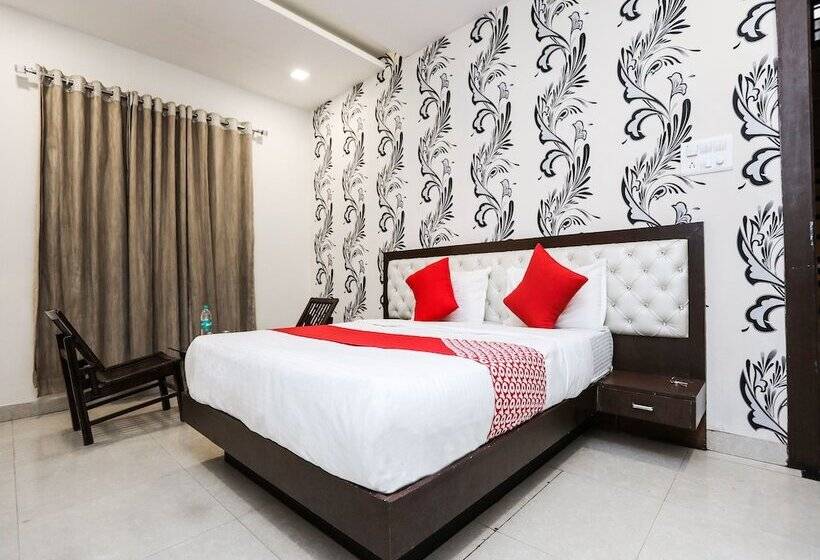 בית מלון כפרי Maya International