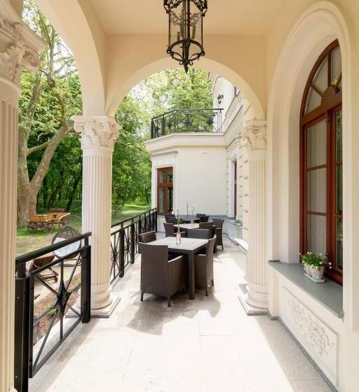 ホテル Pałac Wierzbiczany