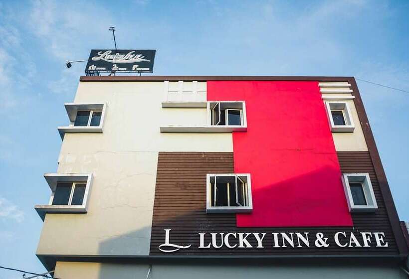 Hotel Reddoorz Plus Near Mall Panakukang 2
