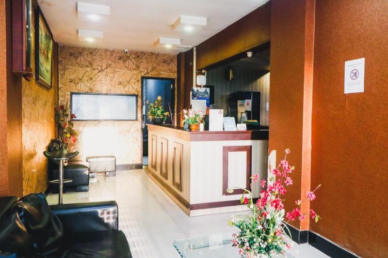 בית מלון כפרי Reddoorz Plus Near Mall Panakukang 2