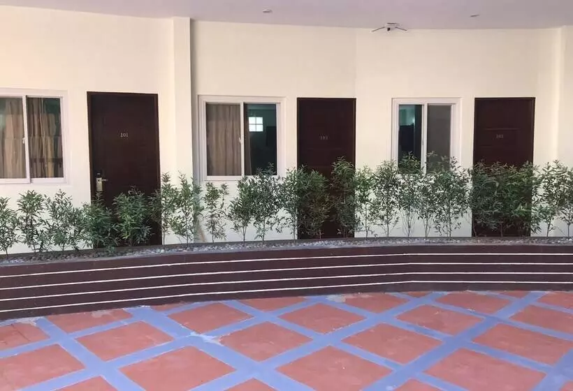 Mc Hotel Lingayen