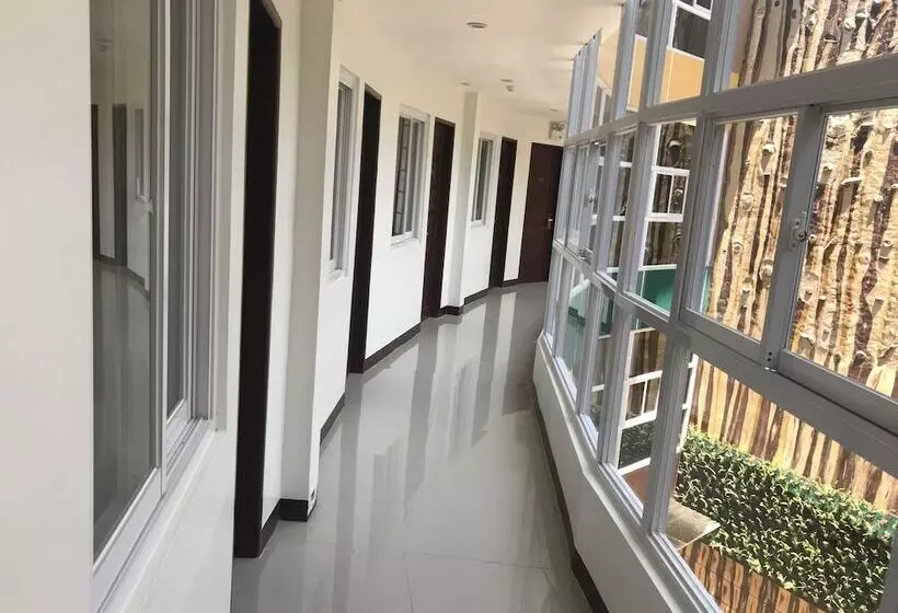 Mc Hotel Lingayen