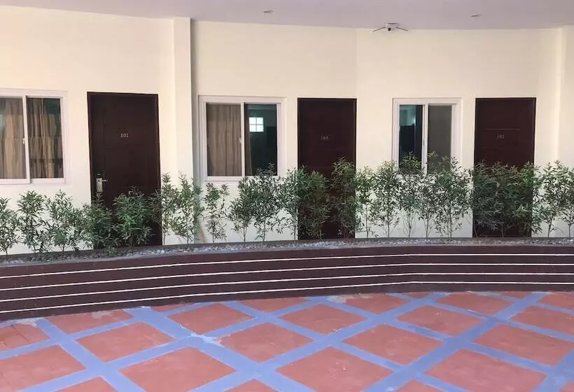 Mc Hotel Lingayen