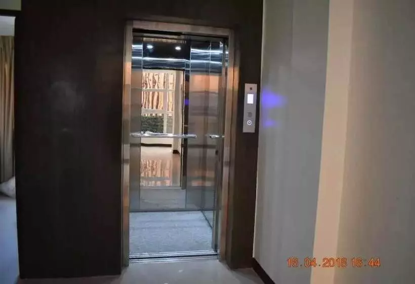 Mc Hotel Lingayen