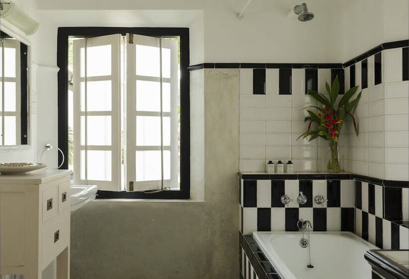 膳宿费 Coco Tangalla