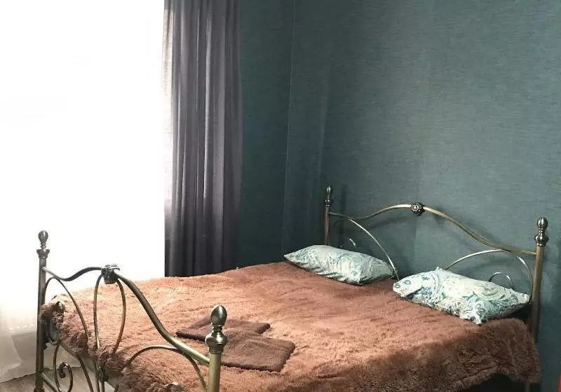 Majatalo Perlovka Guest House