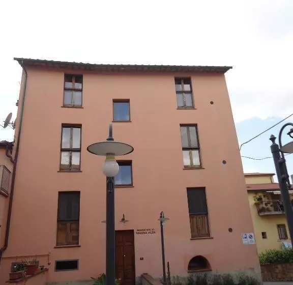 Residenssi Massa Alta B&b E Appartamenti