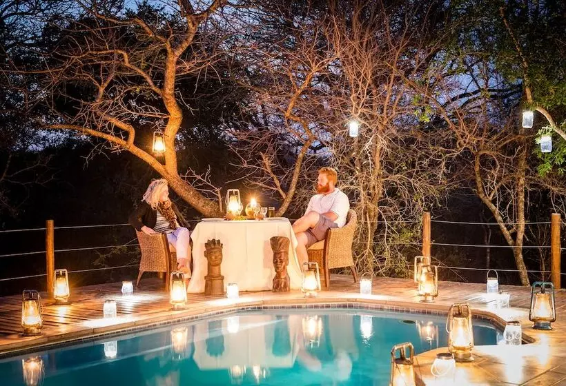 ホテル Bundox Safari Lodge