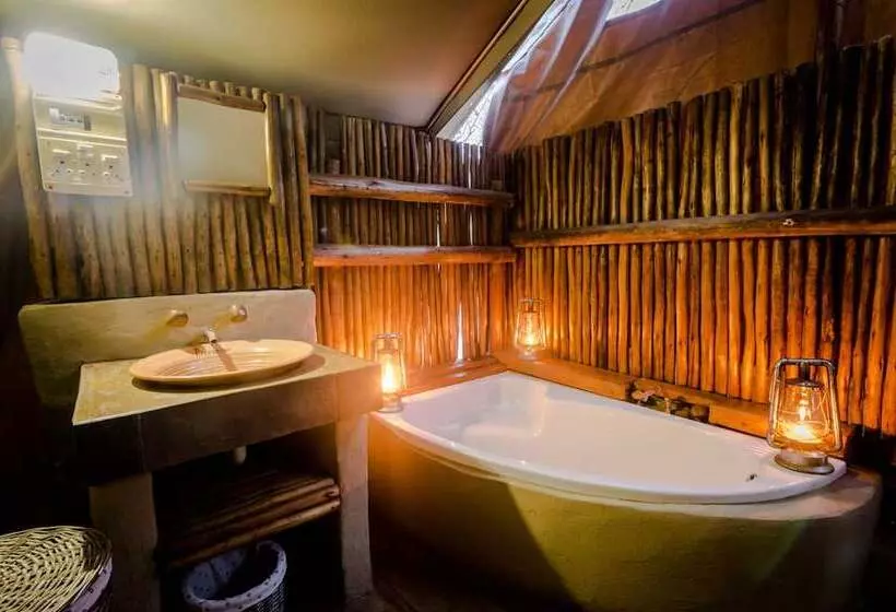 ホテル Bundox Safari Lodge