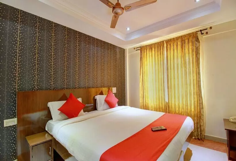 Hotelli Forest Transit