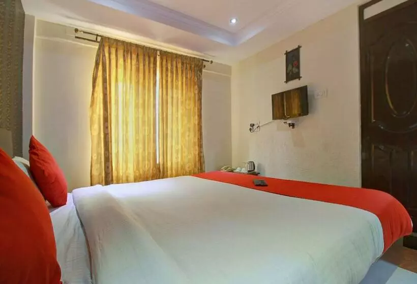 Hotelli Forest Transit