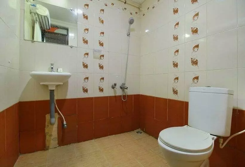 Hotelli Forest Transit