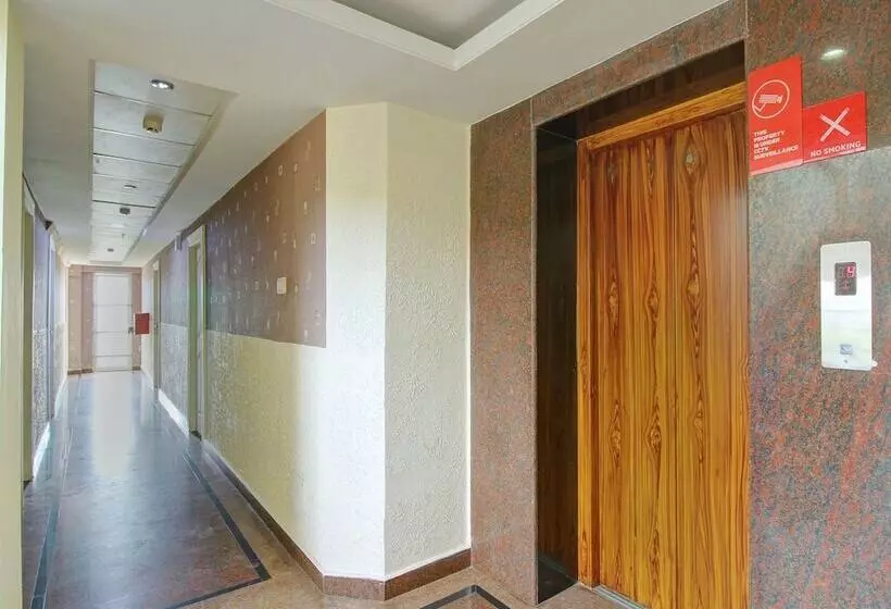 Hotelli Forest Transit