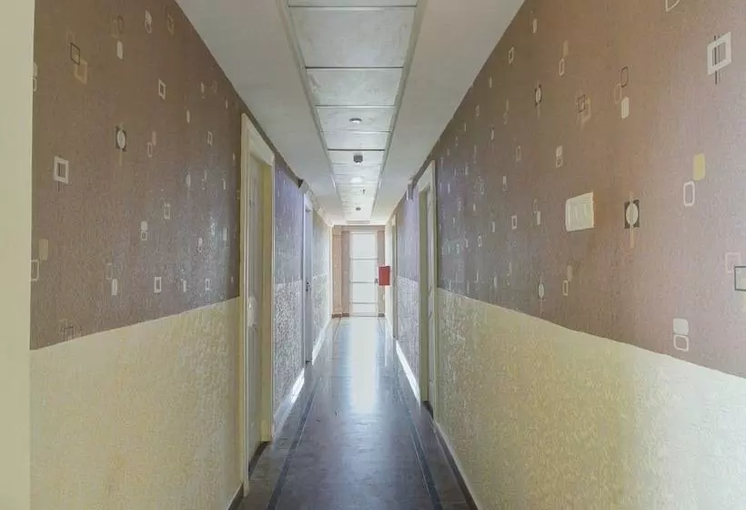 Hotelli Forest Transit