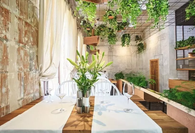 ホテル Honey Bridge