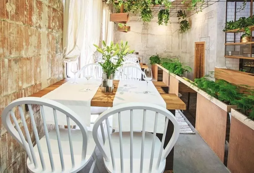 ホテル Honey Bridge