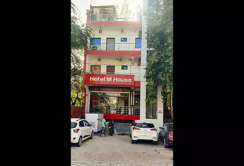 ホテル M House By Wb Inn