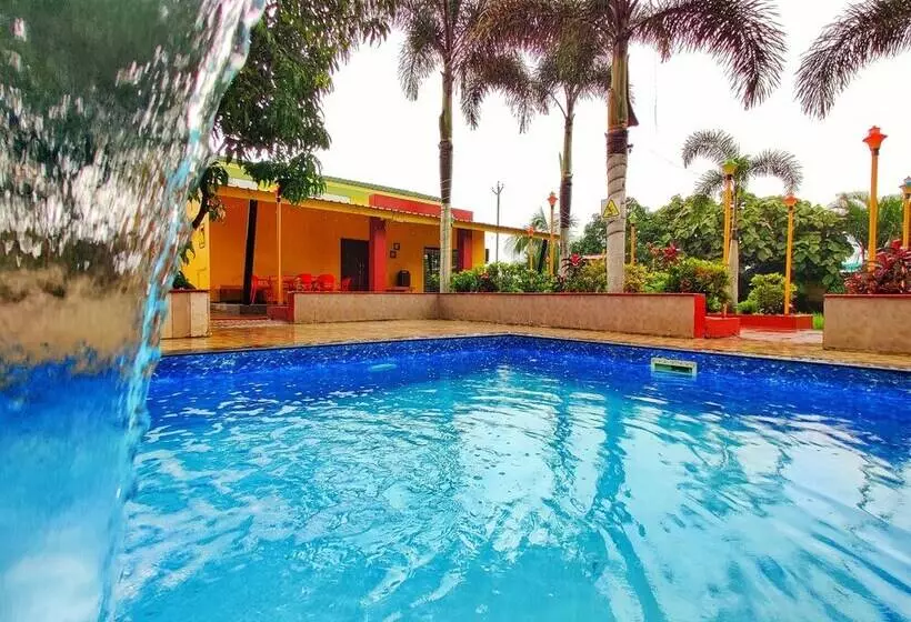 Hotelli Natures Dreamland Holiday Homes, Igatpuri