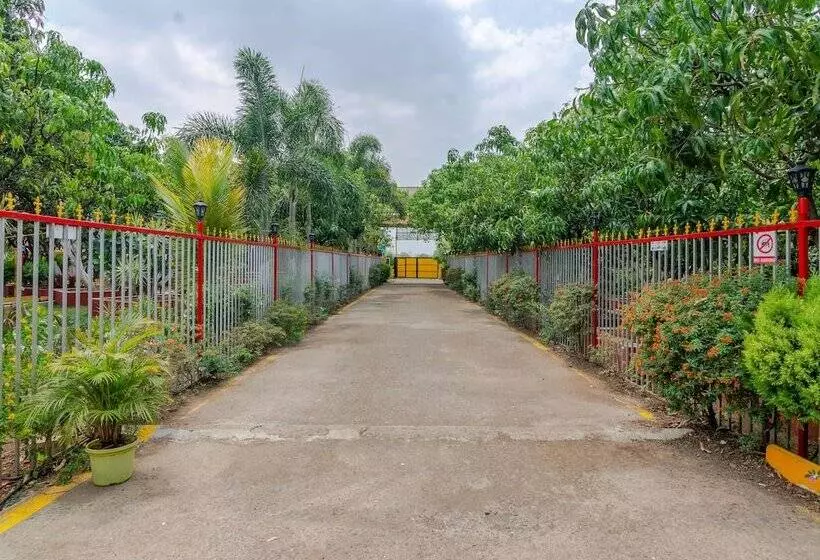 Hotelli Natures Dreamland Holiday Homes, Igatpuri