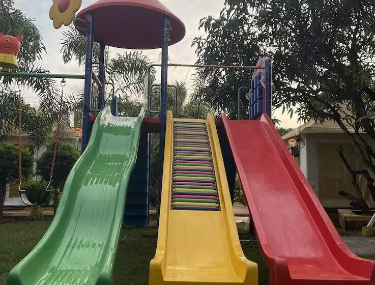 Hotelli Natures Dreamland Holiday Homes, Igatpuri