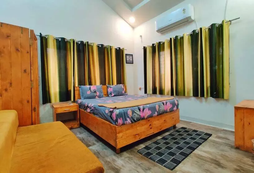 Hotelli Natures Dreamland Holiday Homes, Igatpuri