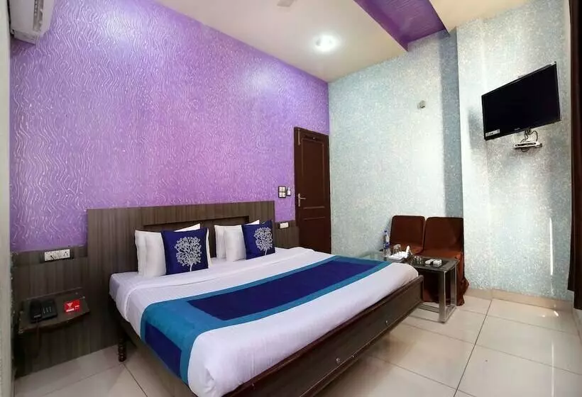 ホテル Prem Sagar