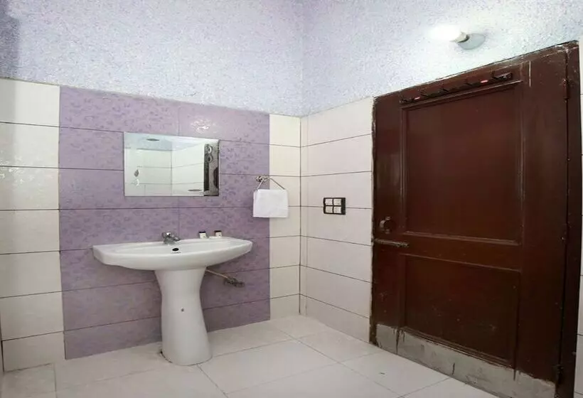 ホテル Prem Sagar