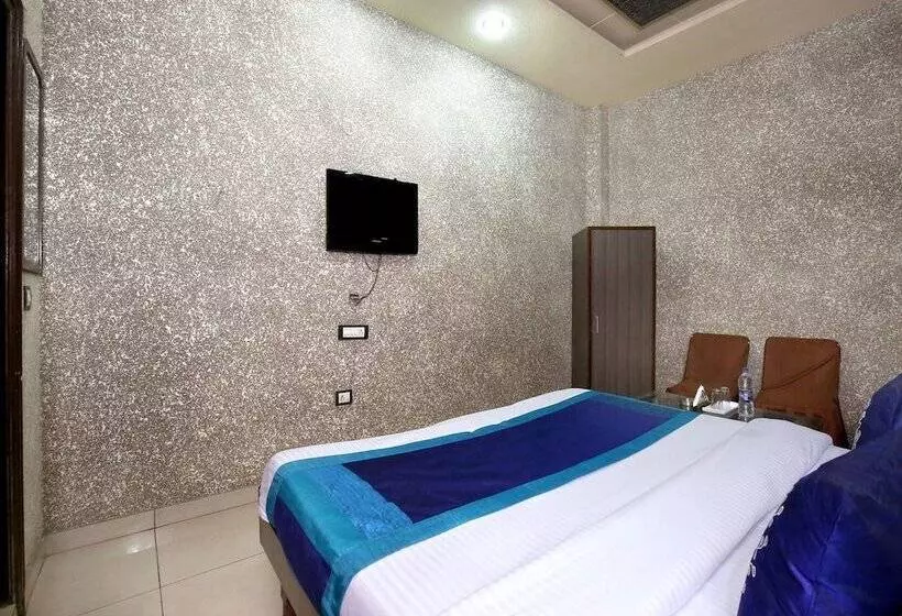 ホテル Prem Sagar