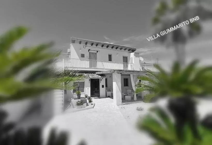 تختخواب و صبحانه Villa Giummarito