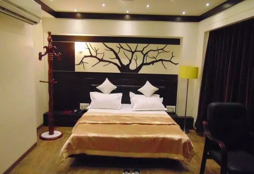 Hotelli Grandpragati