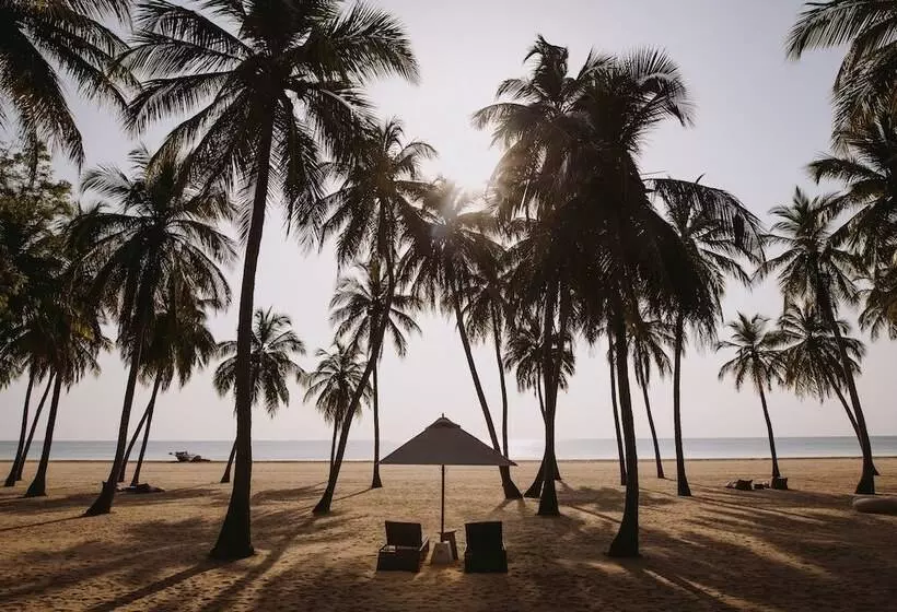 هتل Karpaha Sands