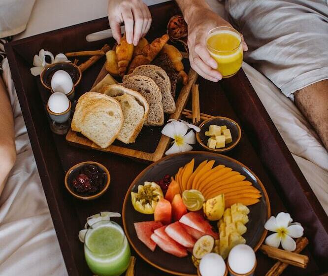 בית מלון כפרי Karpaha Sands