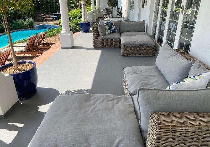 פנסיון La Ferme Guesthouse