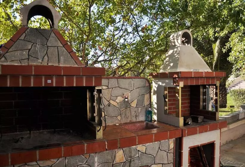 Alexanika Apartments