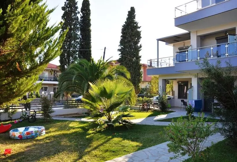 Alexanika Apartments