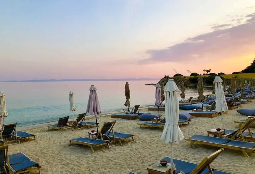 Alexanika Apartments