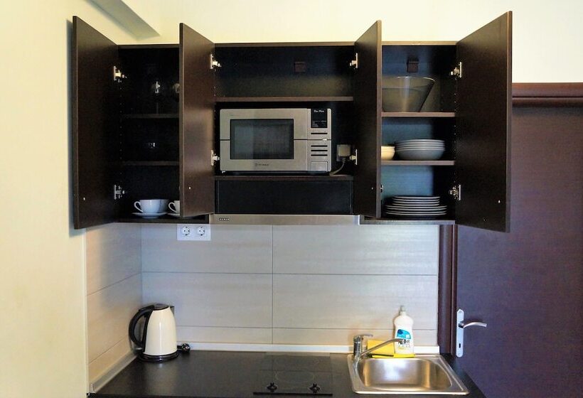 Alexanika Apartments