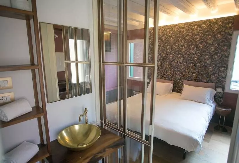 Aamiaismajoitus (B&B) Casa Sansera