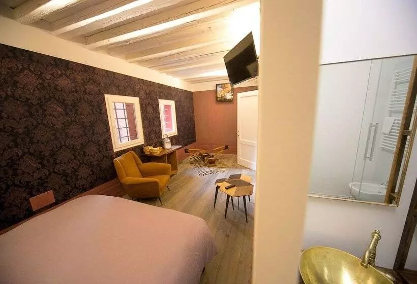 Aamiaismajoitus (B&B) Casa Sansera